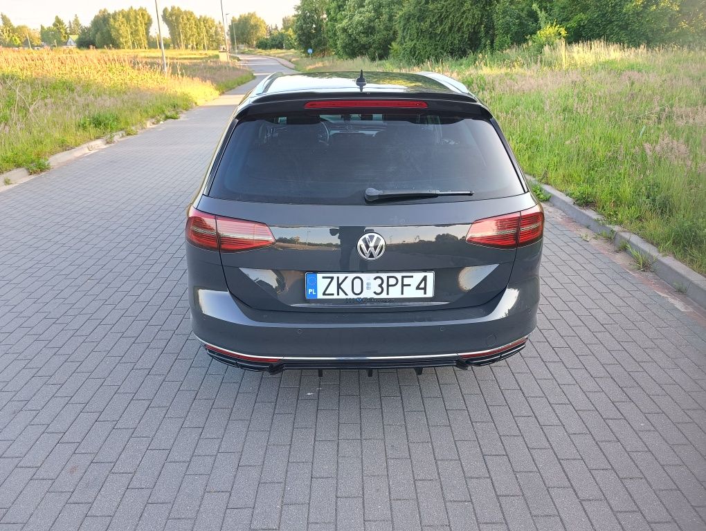 Volkswagen Passat 2.0 BiTDI 4Mot Highline DSG DynAudio Dvd