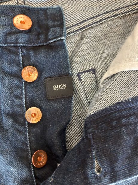 Продам джинсы Hugo Boss