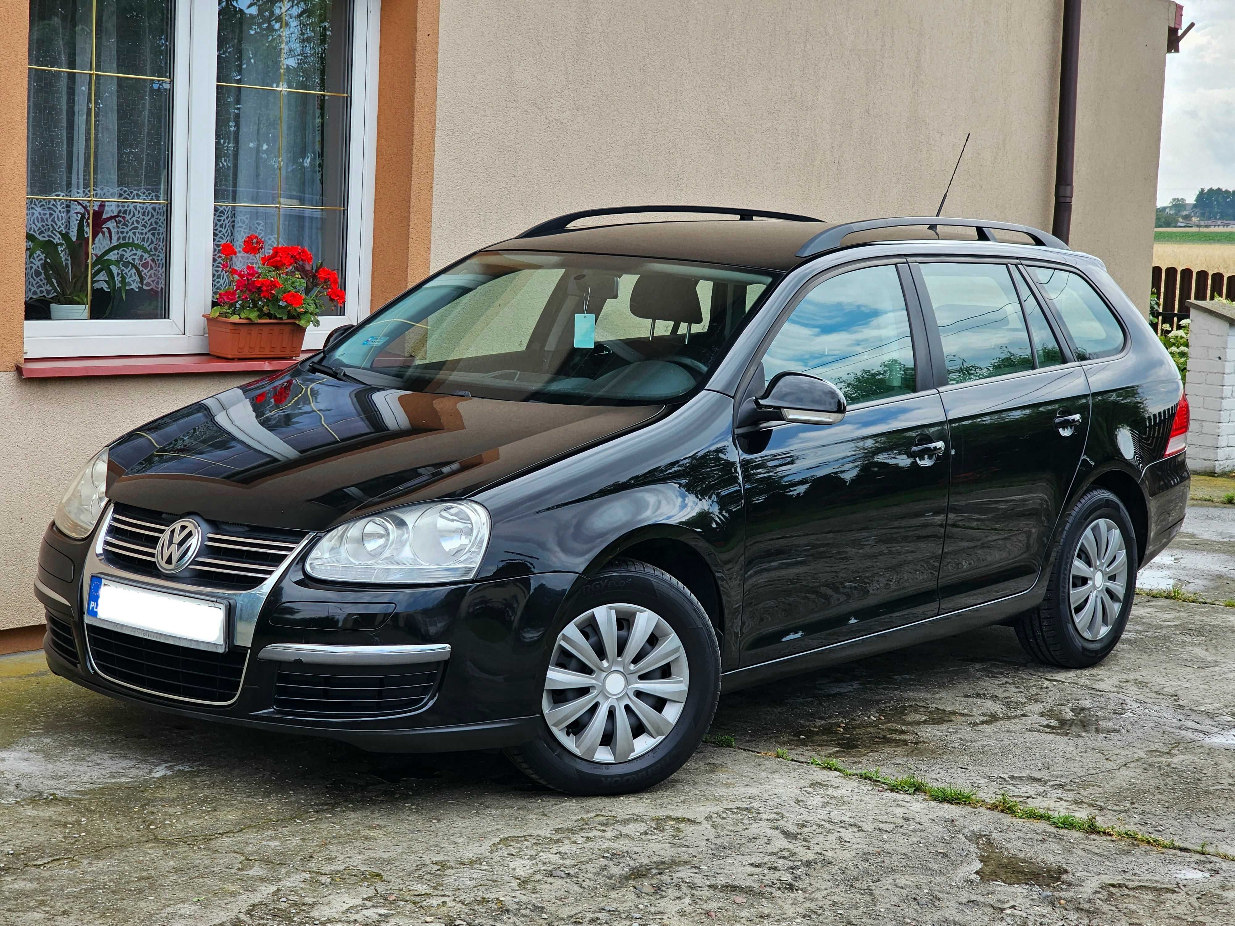 VW Golf 1,6 MPI Benzyna, 2009r. Czarny,Klima,Stan Bardzo Dobry.Polecam