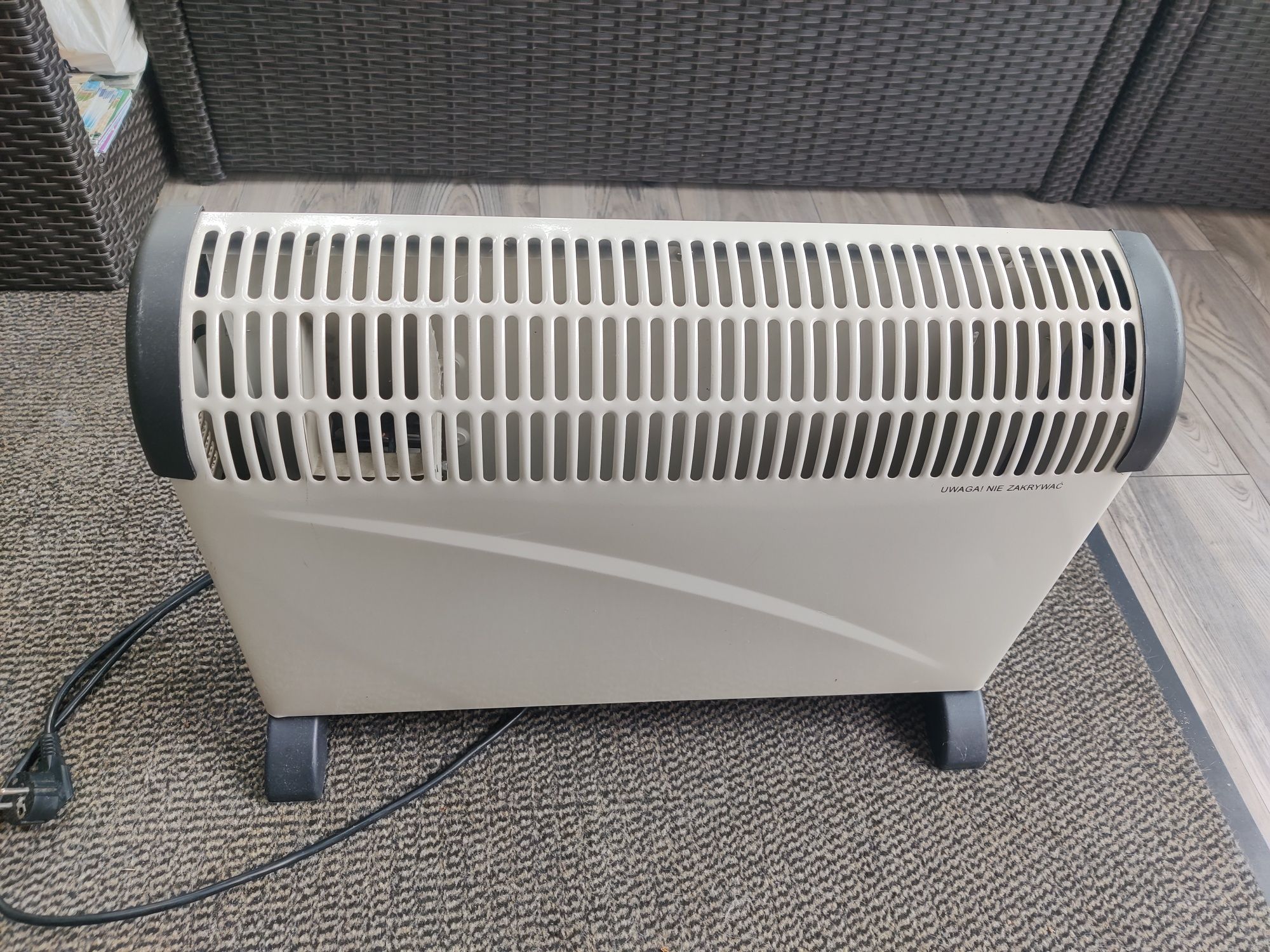 20 sztuk Grzejnik konwektorowy 2000 W model CH-2000BA TURBO