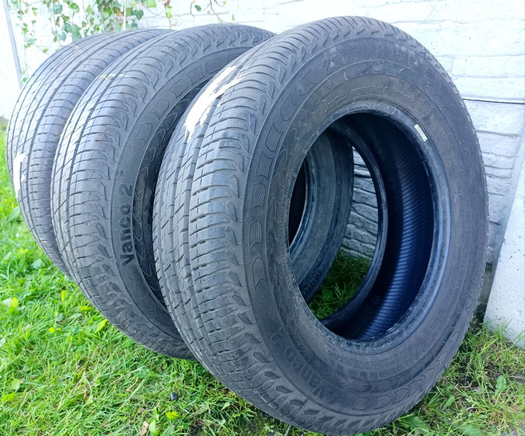 Opony samochodowe Continental Vanco 2 215/70 R15 C