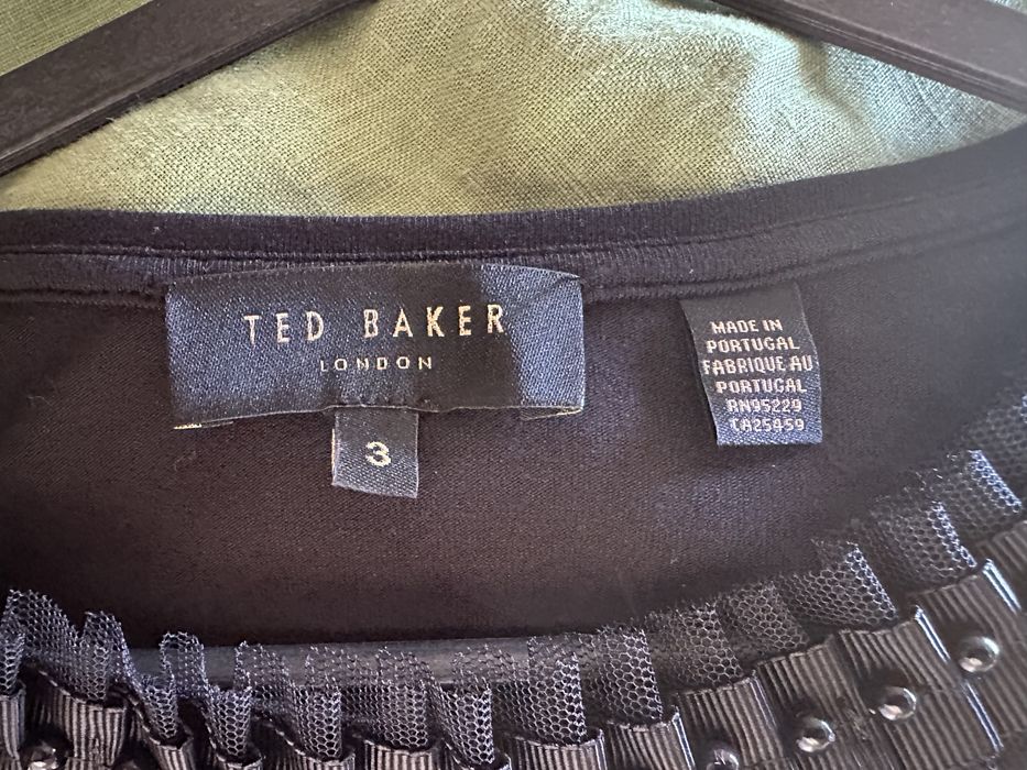 Tshirt preta Ted Baker
