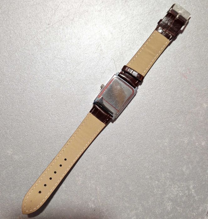 Zegarek Nary Quartz na pasku