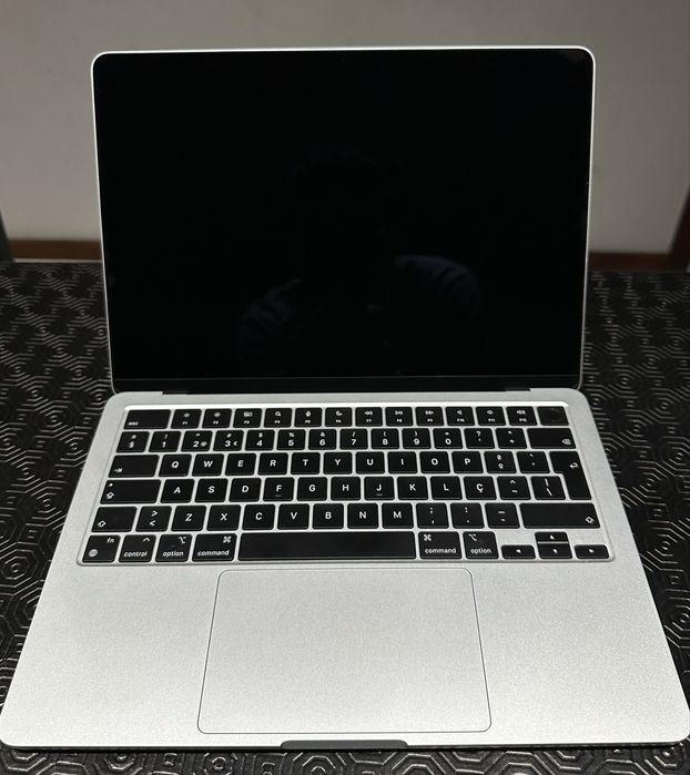 MacBook Air M2 2022 | Como Novo | Bateria 100% | Garantia