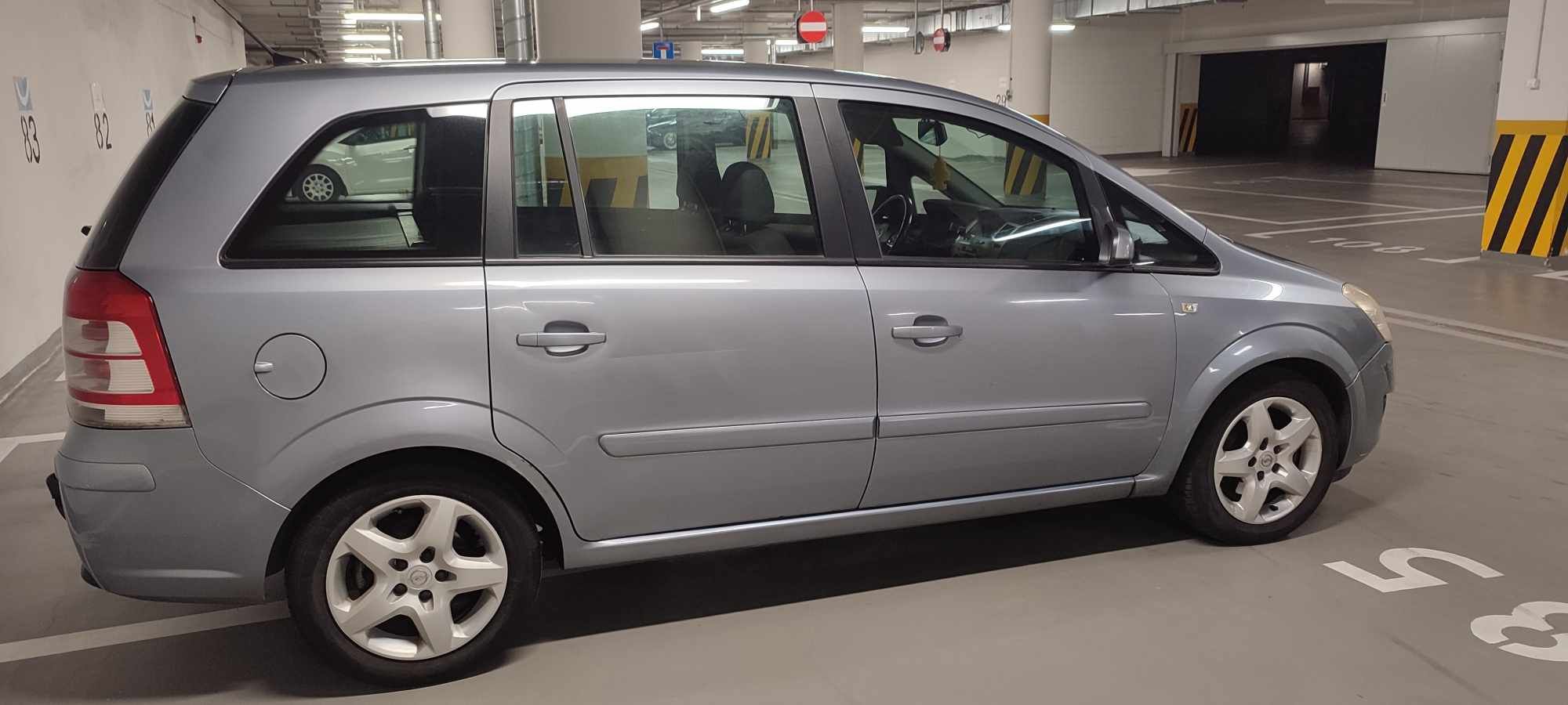 Opel Zafira B  2008r. 1.7 CDTI