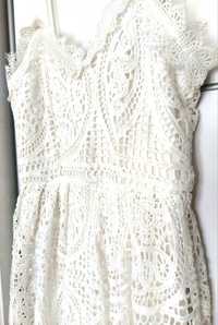 Biała sukienka z roronki