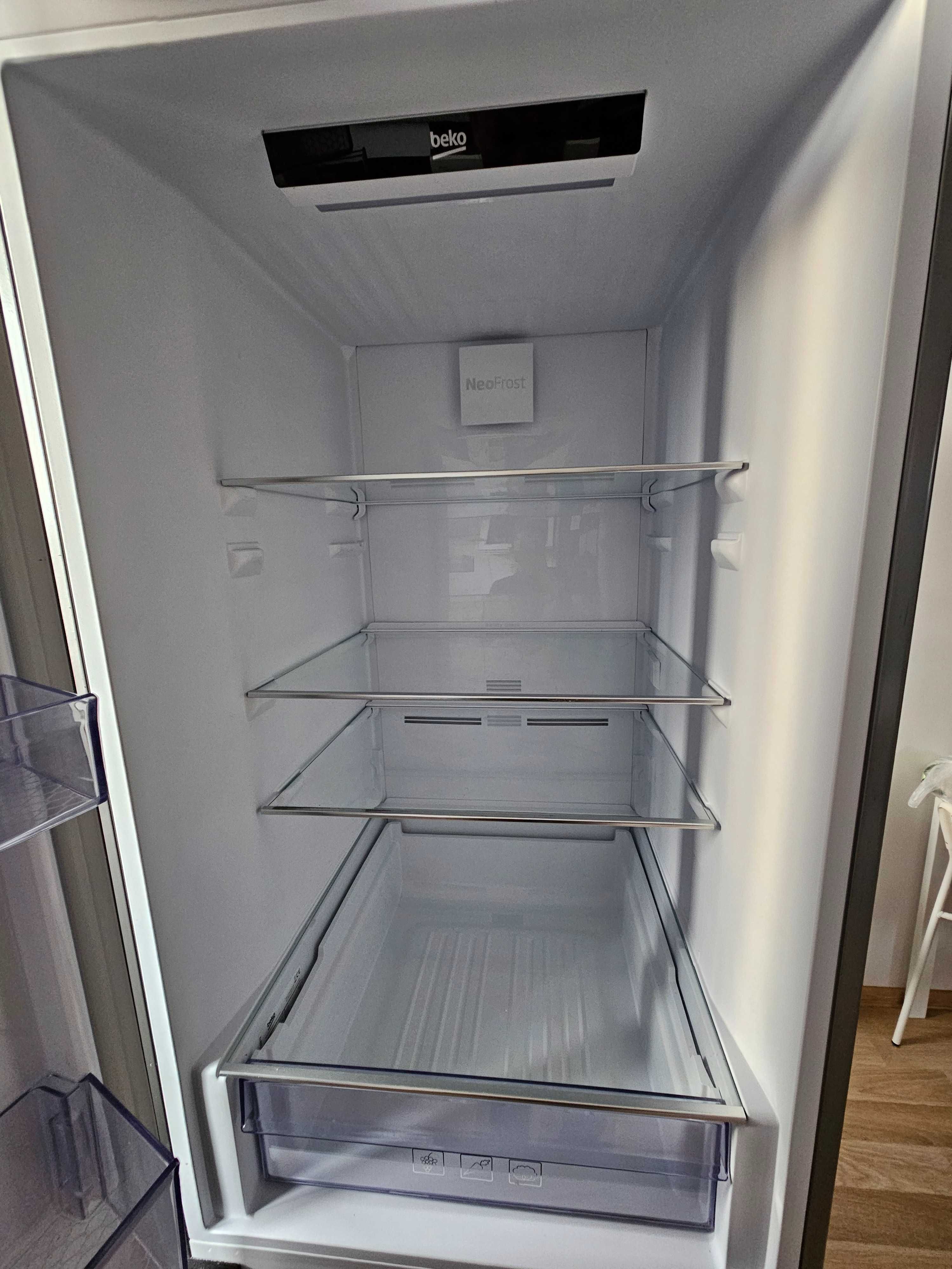 Lodówka BEKO CNA366E40XBRN No frost 185cm Ciemny Inox uszkodzona