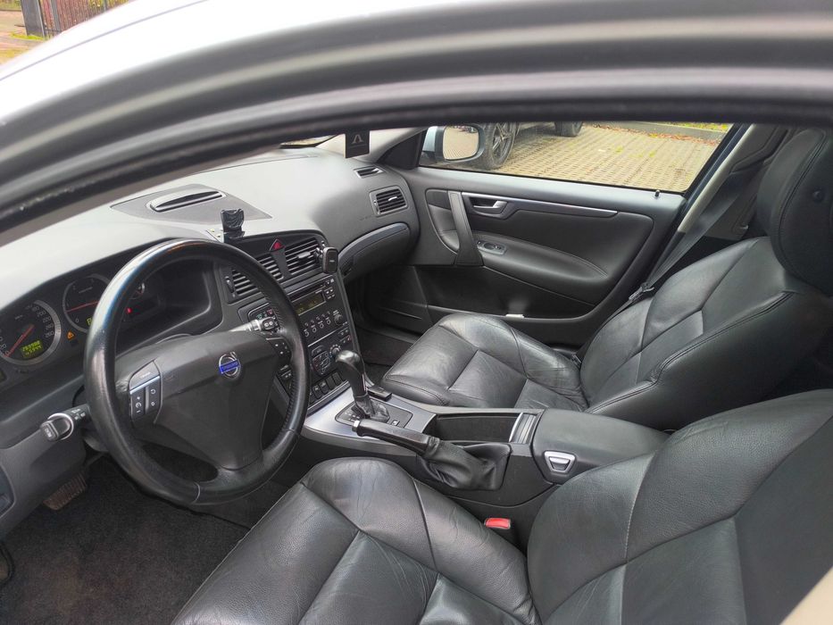 Volvo V70 2.4 дизель автомат