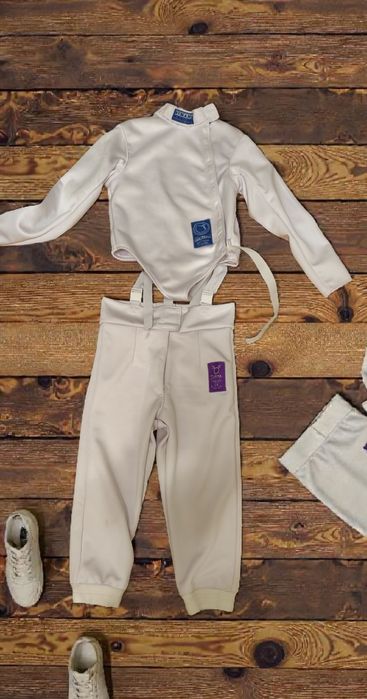 Костюм для фехтування