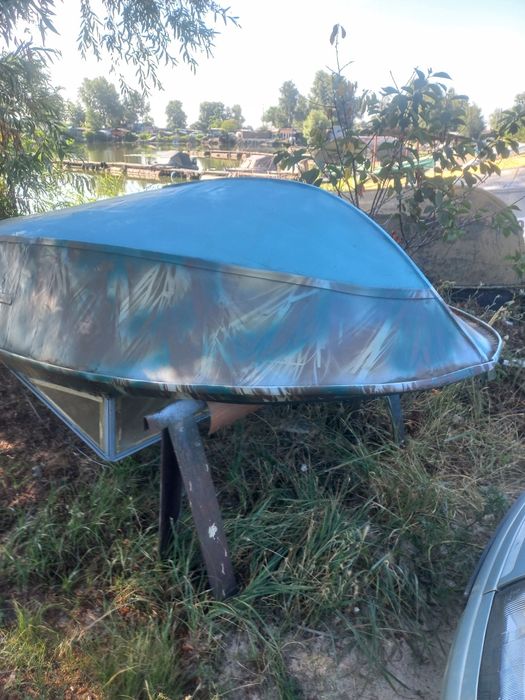 Продам лодку ,Крим мотор HONDA 30