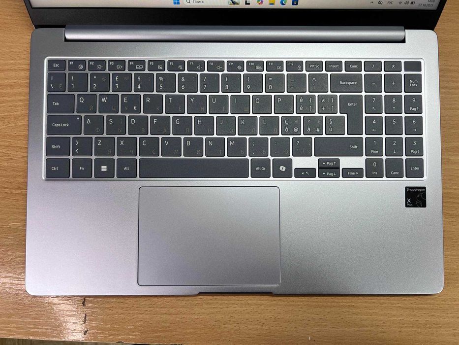 Samsung Galaxy Book4 Edge 15.6"IPS FHD Snapdragon X Plus 16/512Gb