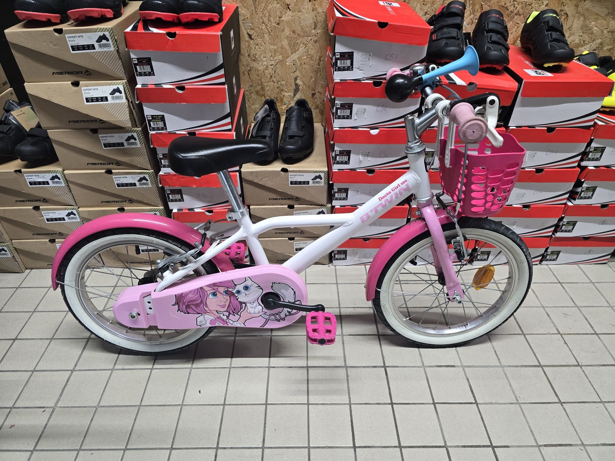 Bicicleta de crianca roda 16 nova