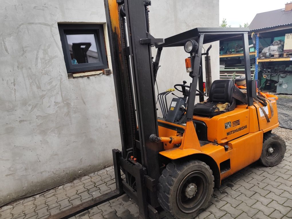 Tokarka maszyna frezarka do metalu  wózek widłowy  prasa mimośrodowa