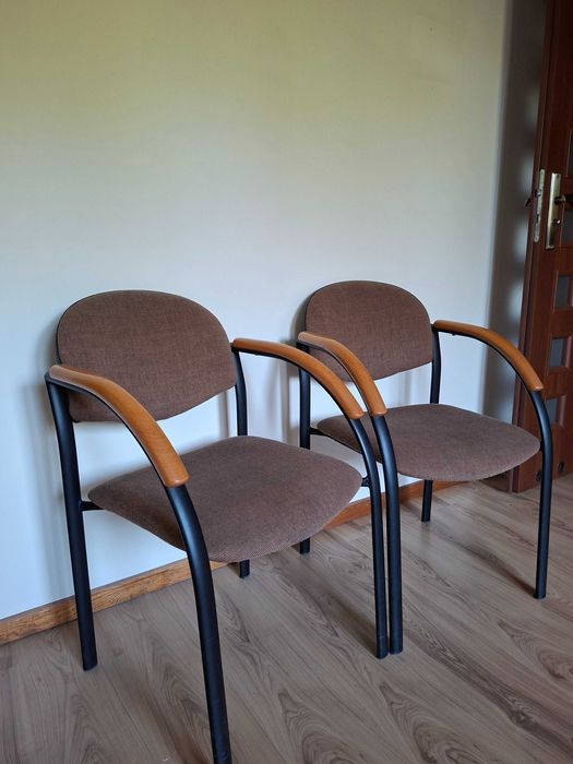 Krzesła biurowe, tapicerowane, używane, stan bardzo dobry