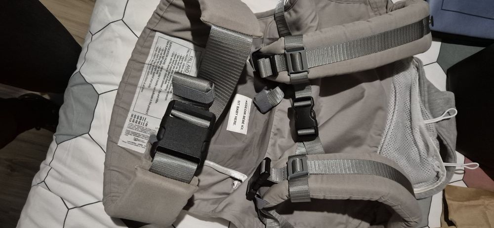 Marcupio hoodie carrier love radius