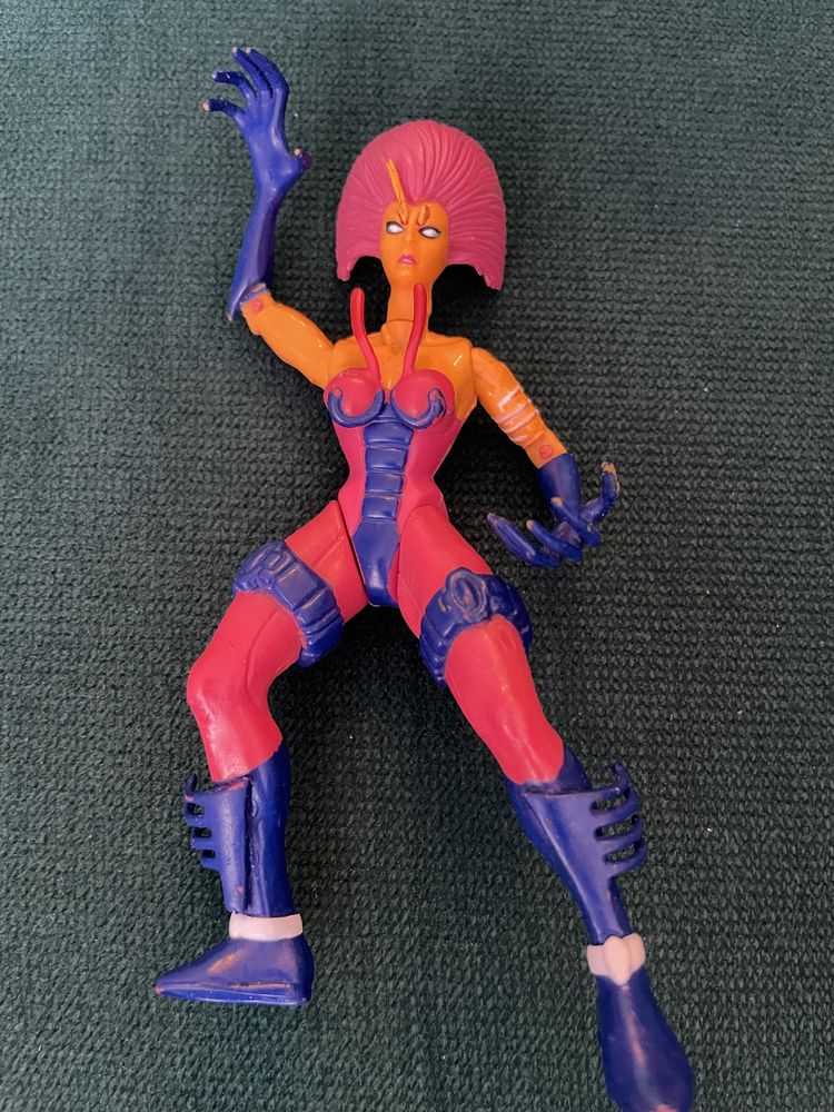 Figurka Marvel Toy Biz 1997 Spiderman Spider Force Wasp