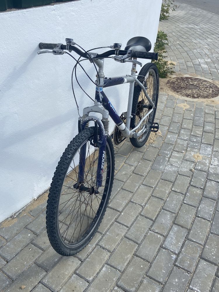 Vende se bicicleta