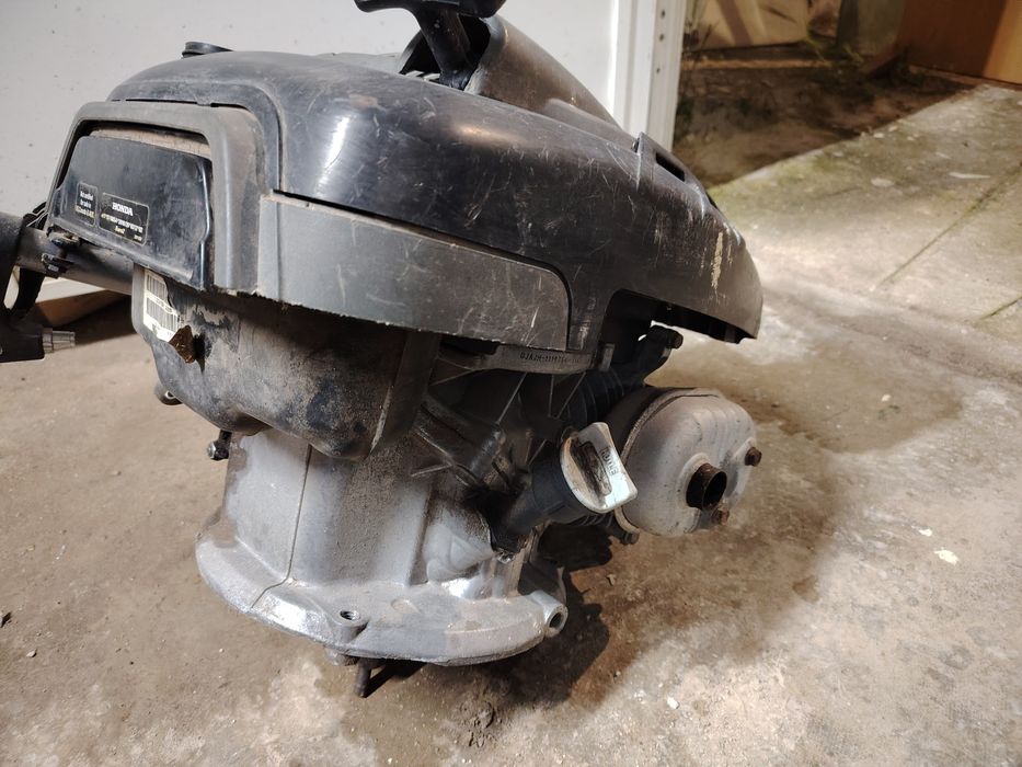 Vendo motor de corta relvas Honda  a gasolina