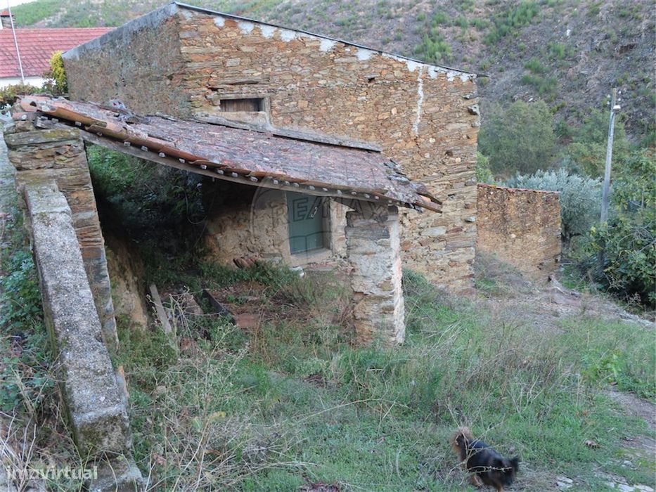 Moradia T0 para venda