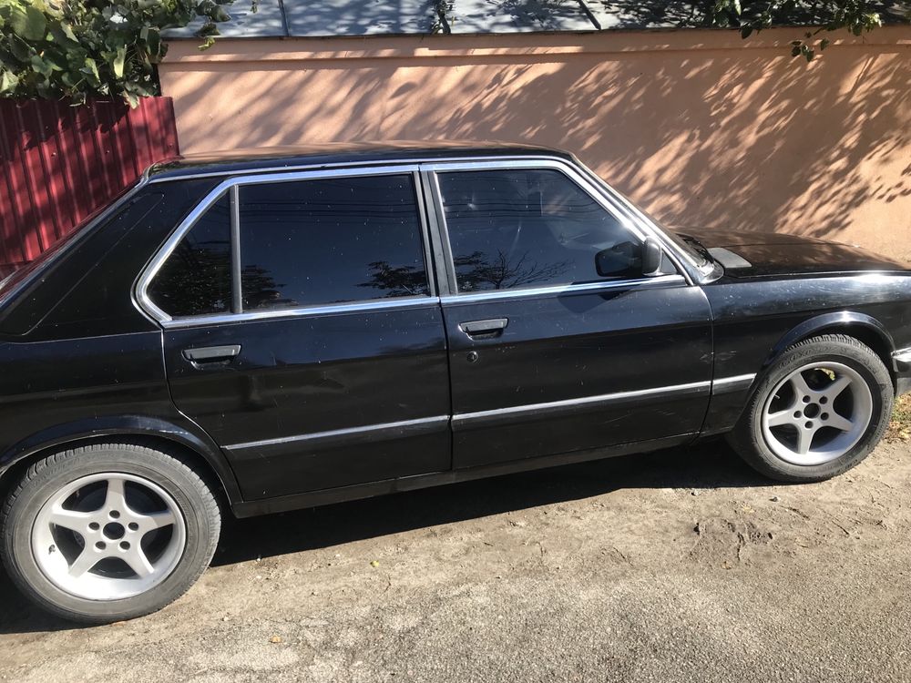 Продам бмв 524td e28