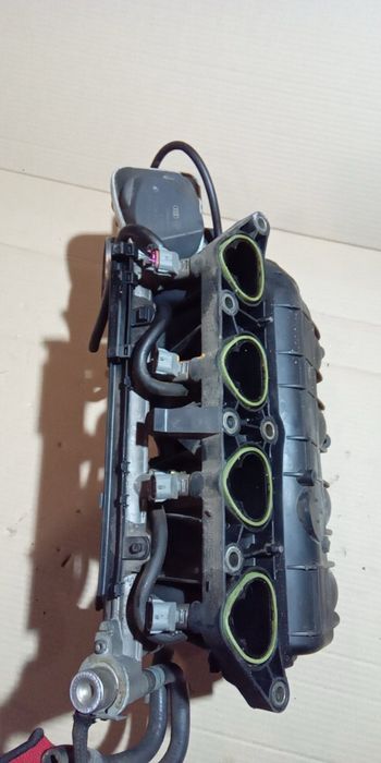 Впускний Коллектор Колектор 1.4 1.6 16V Golf 4 Bora Octavia A3 Leon