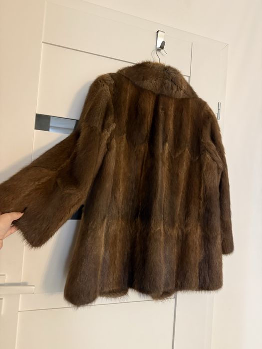 Futro naturalne vintage – klasyczna elegancja