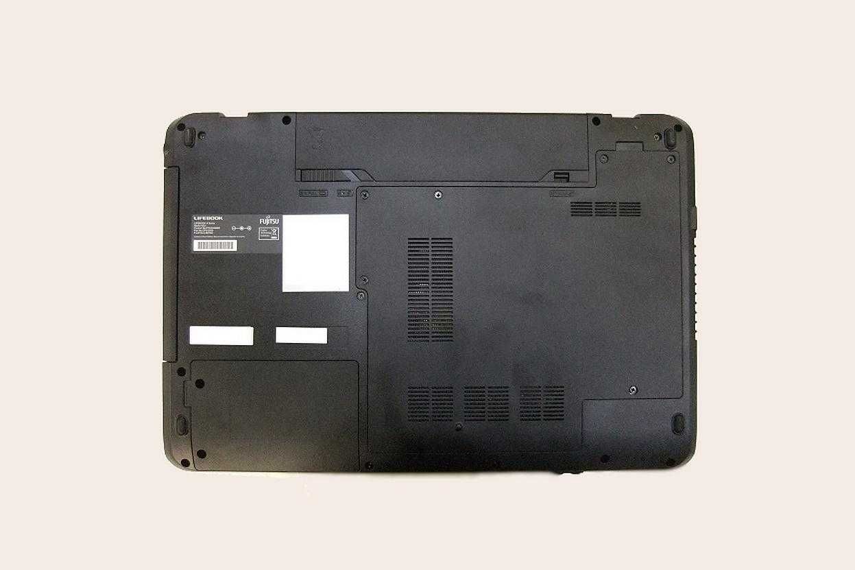 Fujitsu Lifebook A531 z Windows 10 PRO SSD 8G RAM i3
