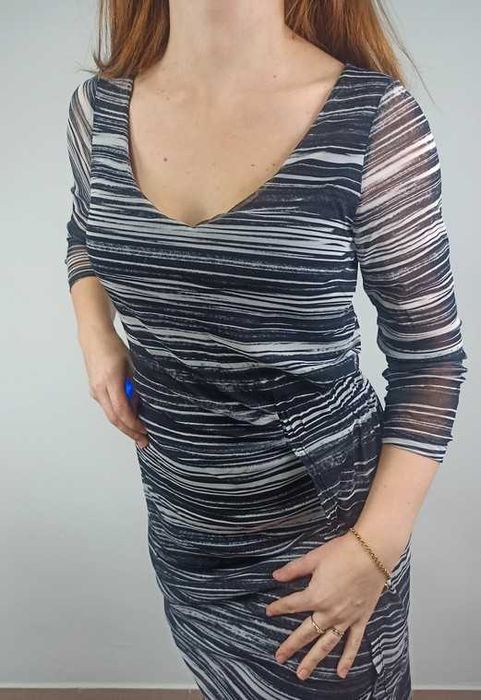 Piękna wizytowa sukienka na wyjście M 38 Mexx