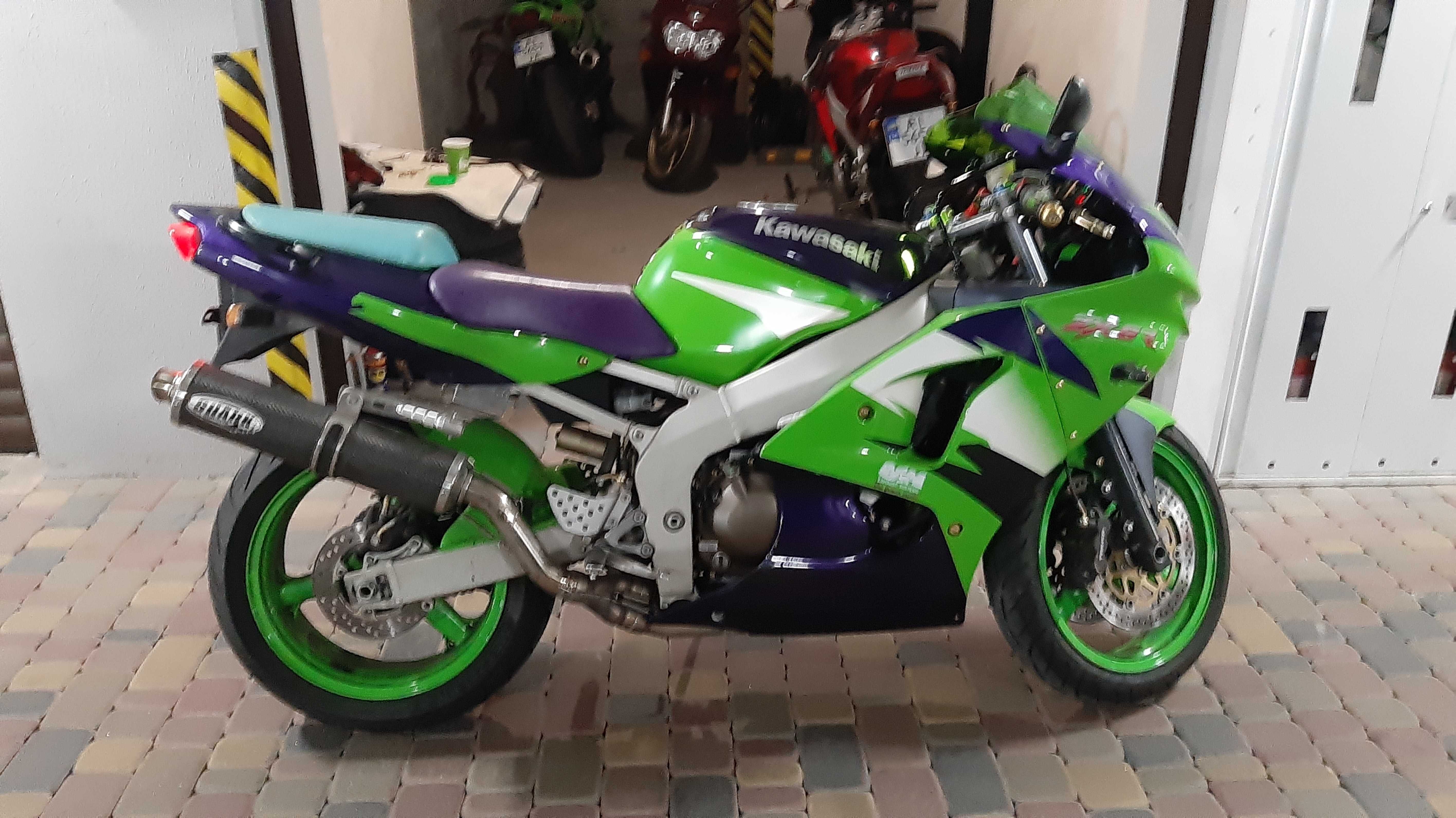 Kawasaki Ninja ZX 6R