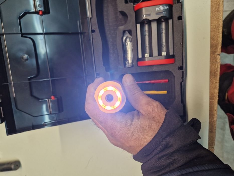 Śrubokręty Wiha aku