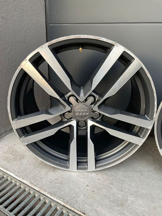 Felgi Aluminiowe Audi ** 9Jx19 ET52 5x112 **