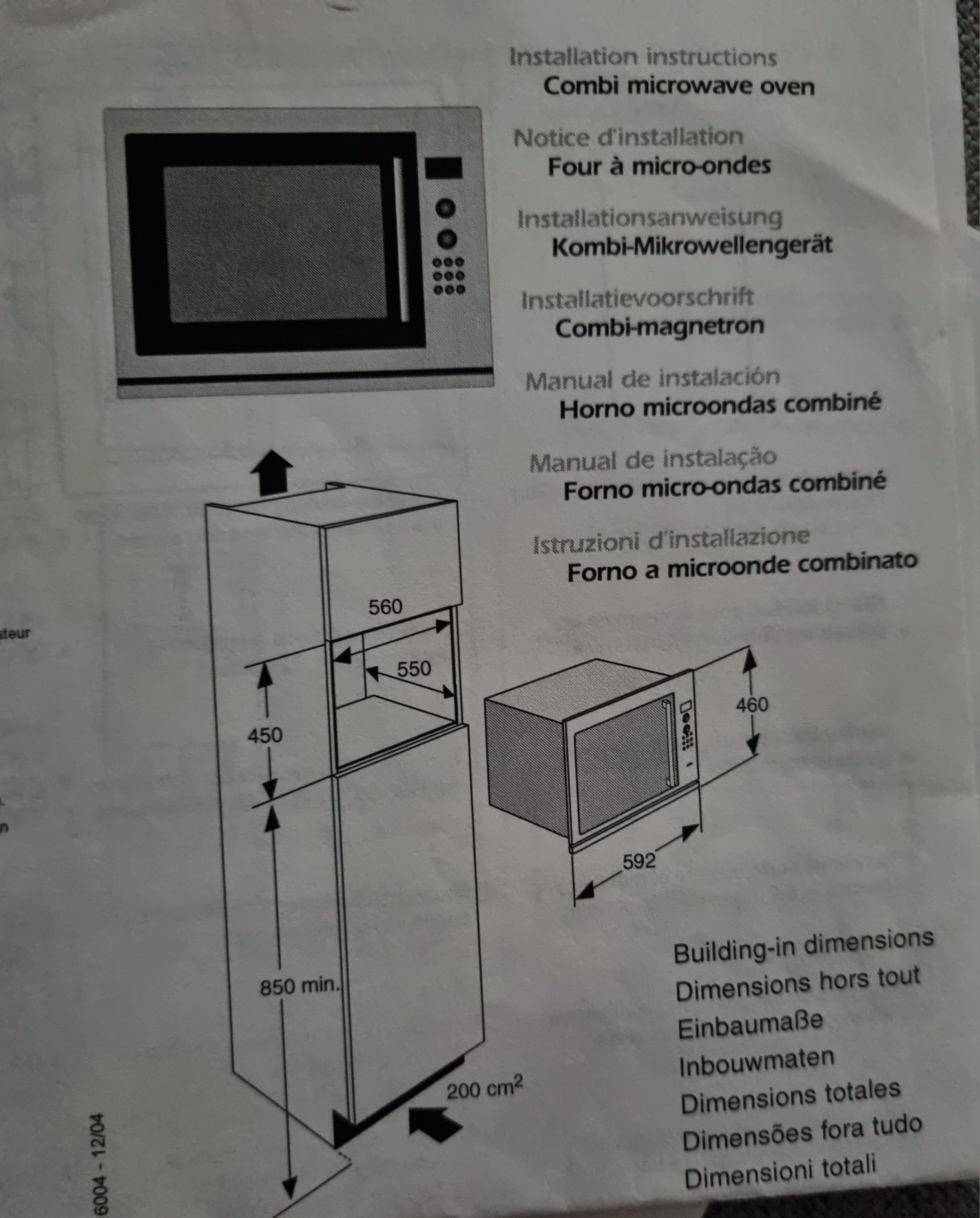 Microwela Caple do zabudowy z grilem