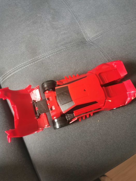 Robot Transformers 2 w 1 auto