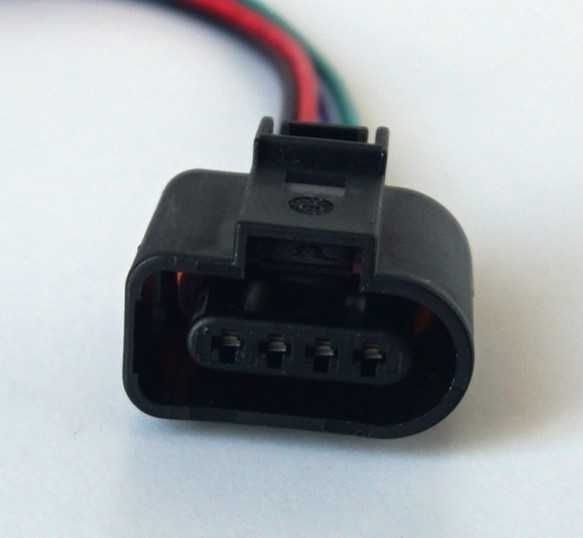 Audi A4 B7 Avant wtyczka kostka wiązka 4 pin do lampy tylnej