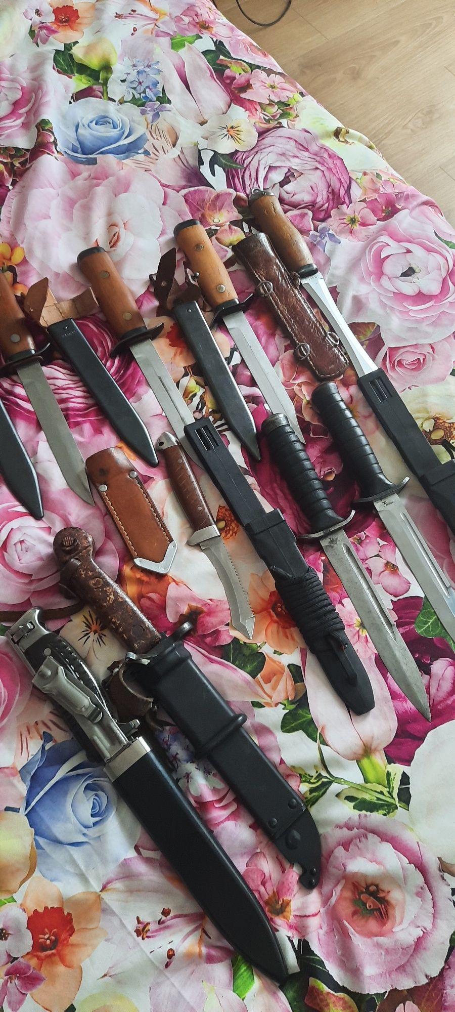 Noże wz 55 i wz 92 w dobrym stanie