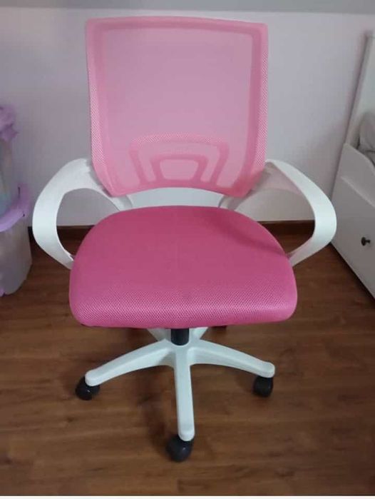 Krzesło obrotowe różowe