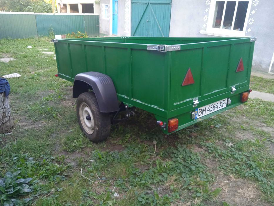 Прицеп легковий одноосний