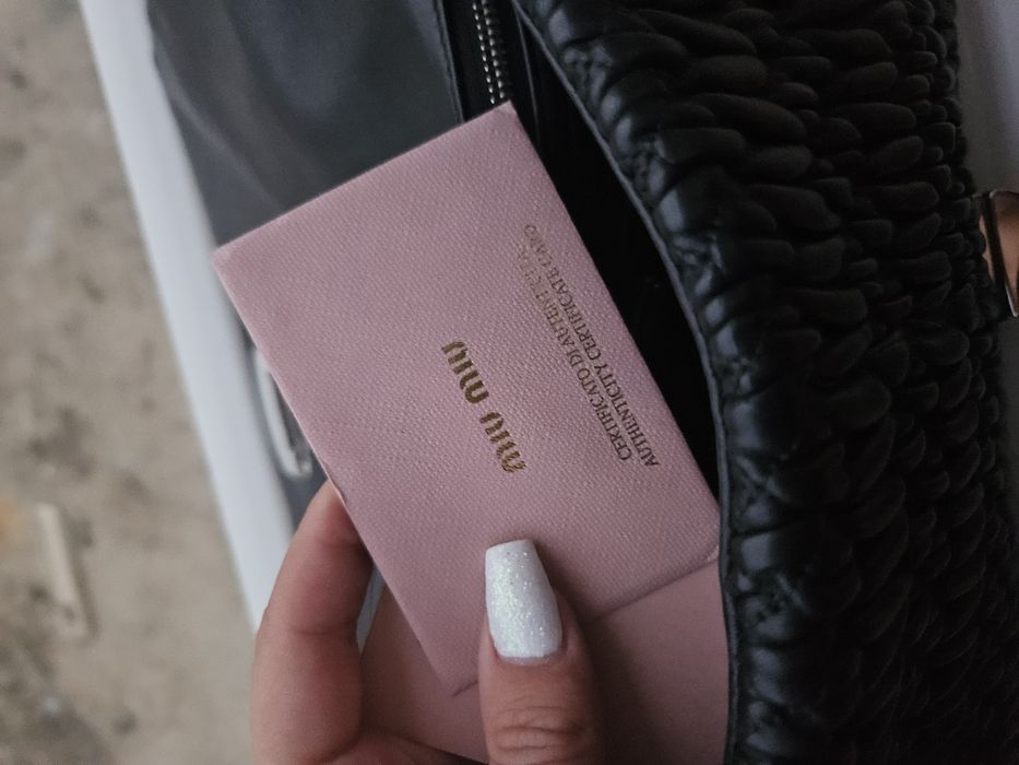 Bolsa miu miu preta