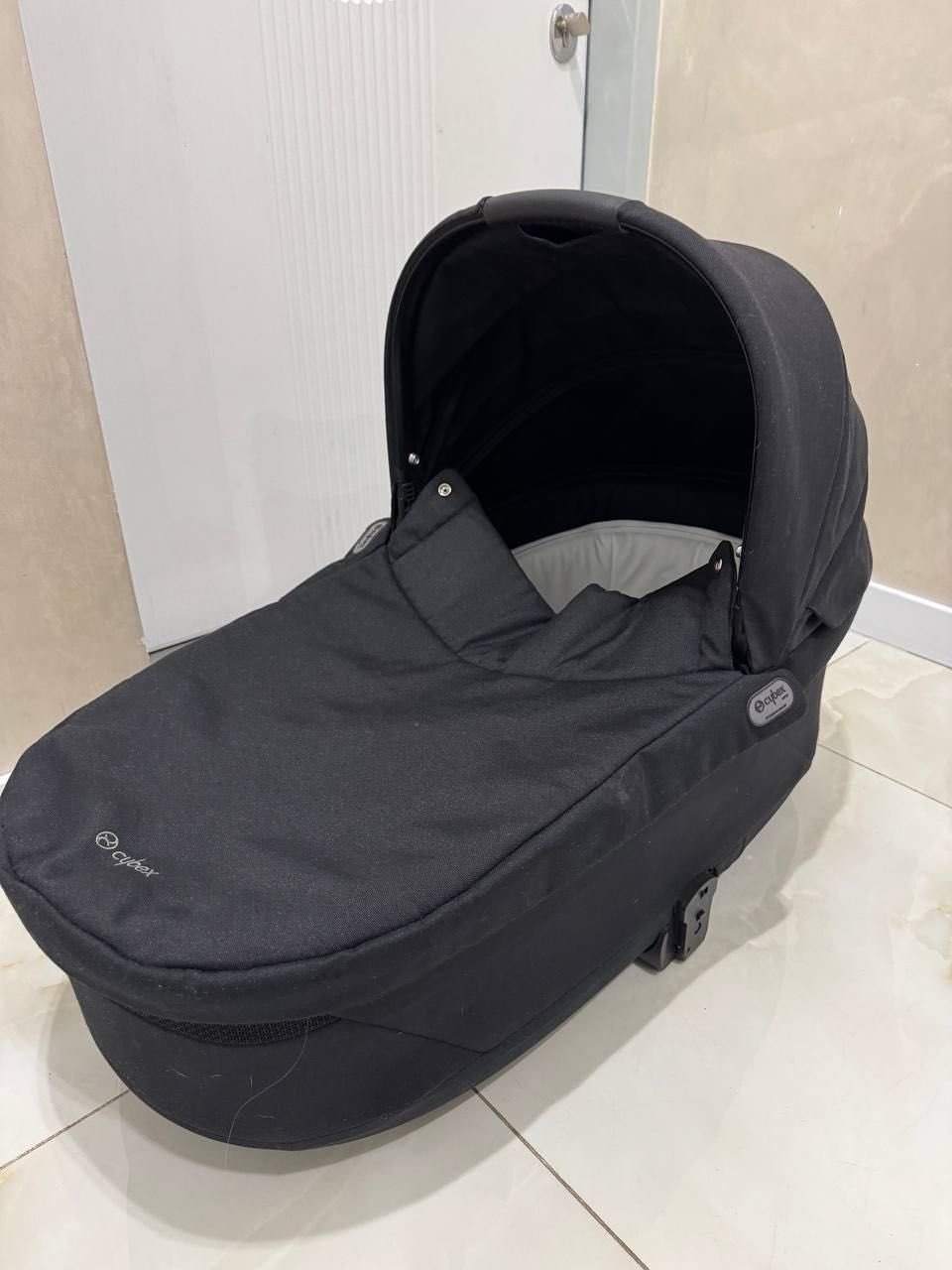 Коляска 2 в 1 Cybex Balios S Lux 2022 року (відмінний стан)
