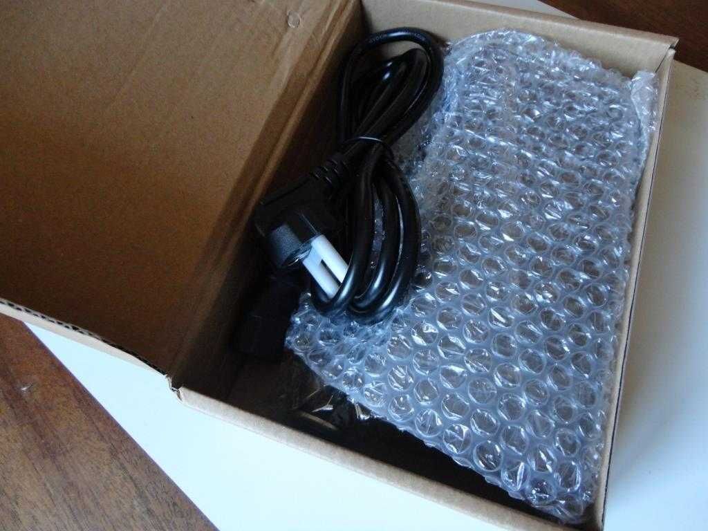 Conversor/adaptador de energia 220V para 12V saída isqueiro