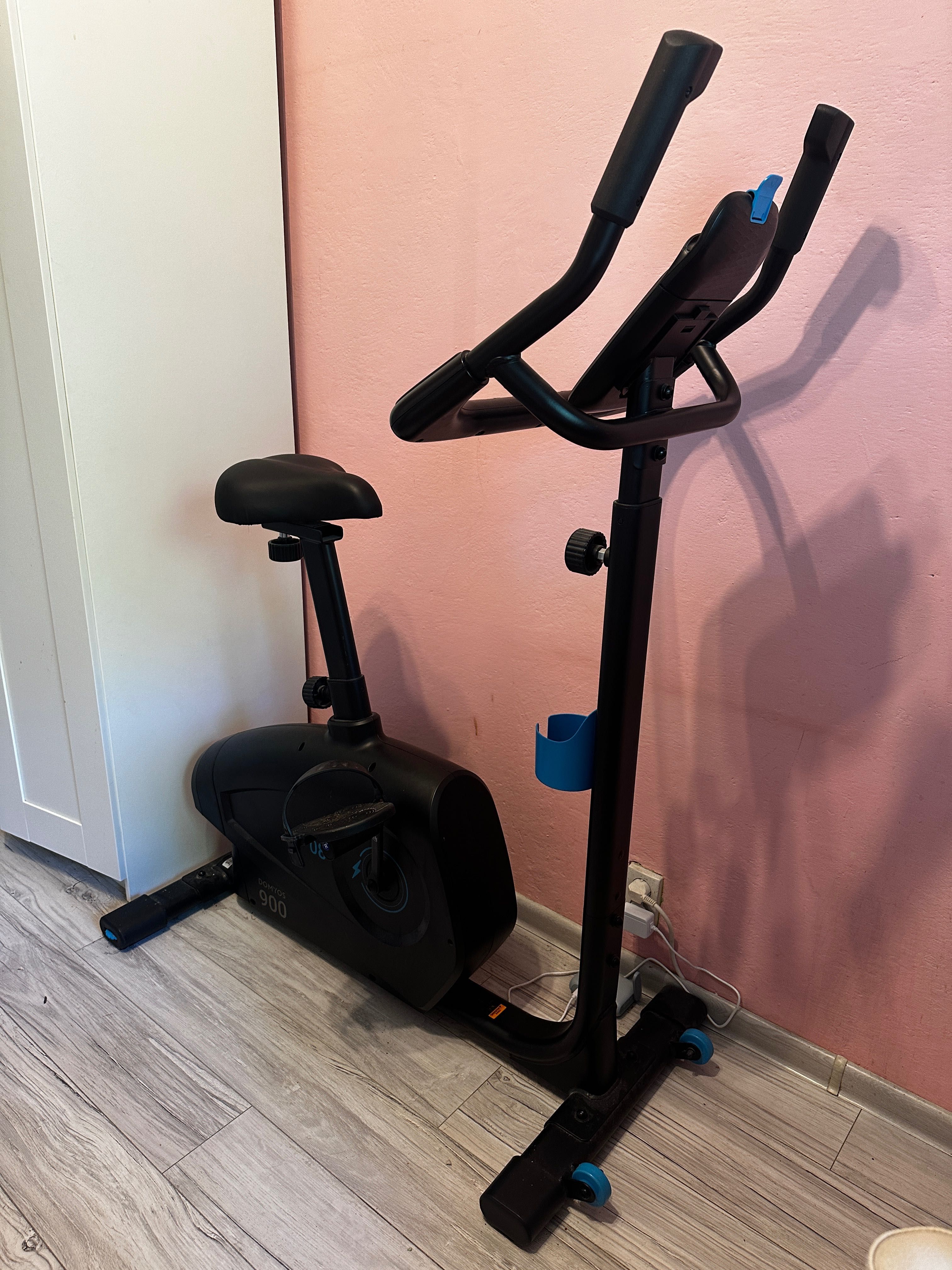 Domyos EB900 - rower stacjonarny
