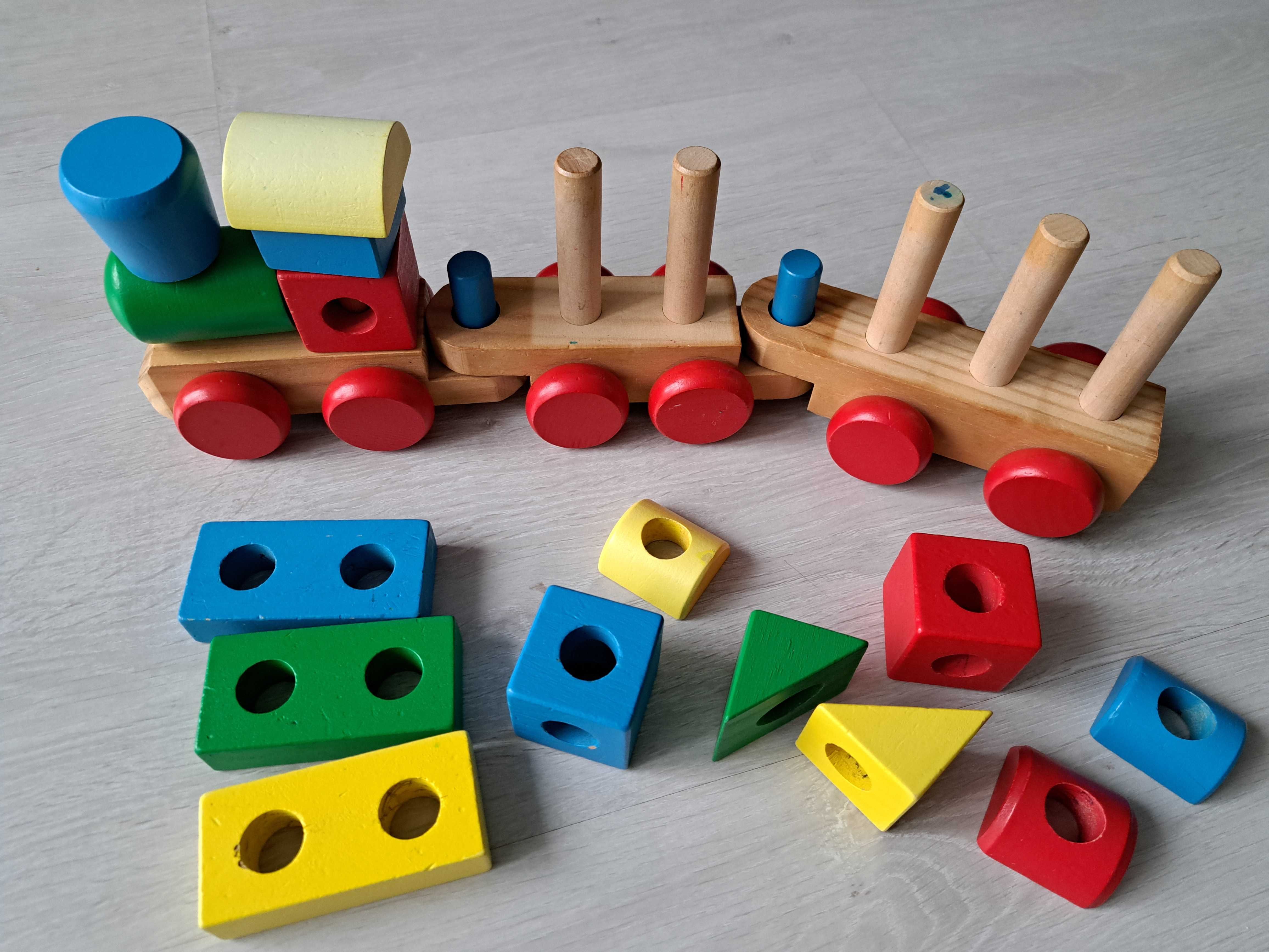 Drewniany kolorowy pociag układanka Melissa I Doug