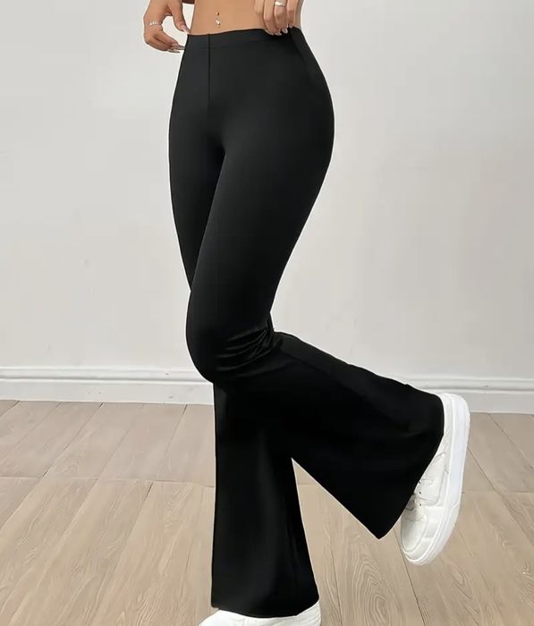 Штани- кльош для фітнесу