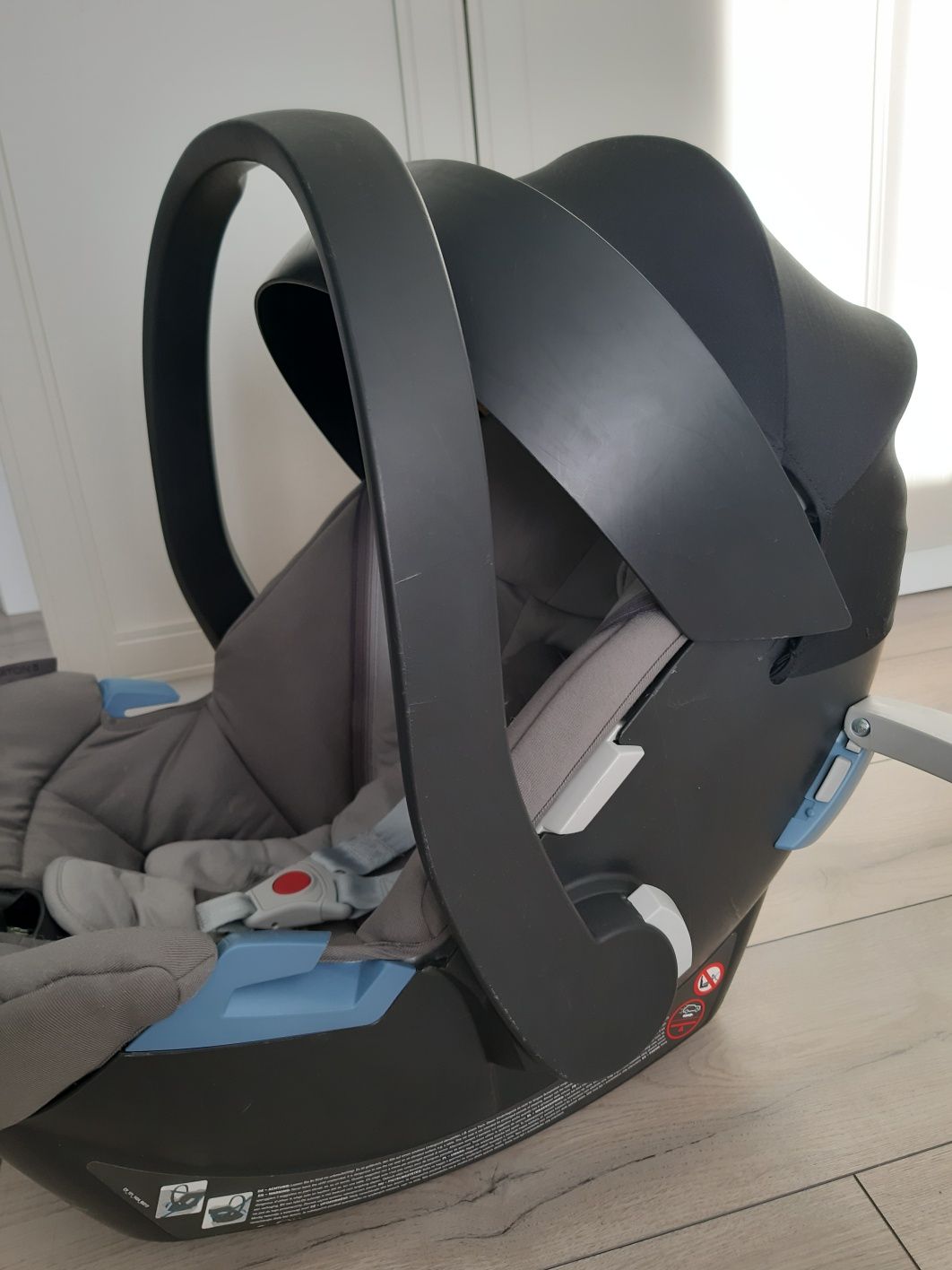 Fotelik Samochodowy Cybex Atom 5 Szary 0-13kg z bazą Cybex