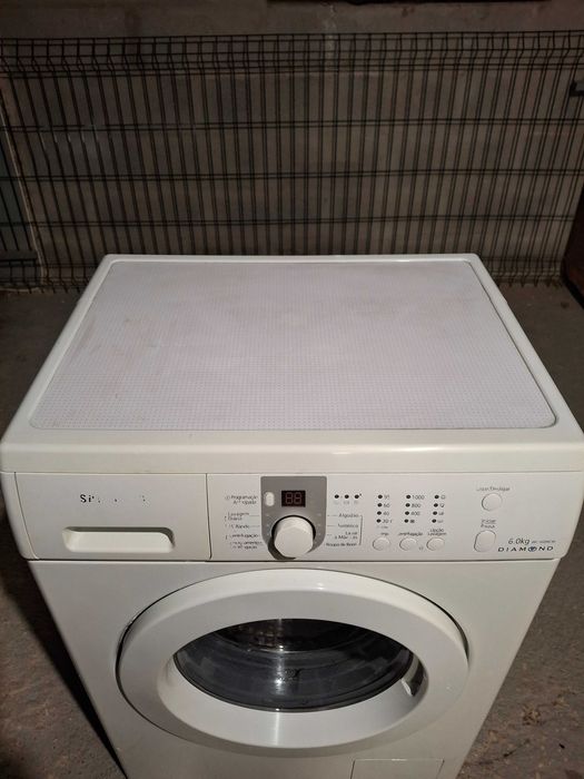 Máquina de lavar roupa. Samsung e em bom estado. Zona do Entroncamento