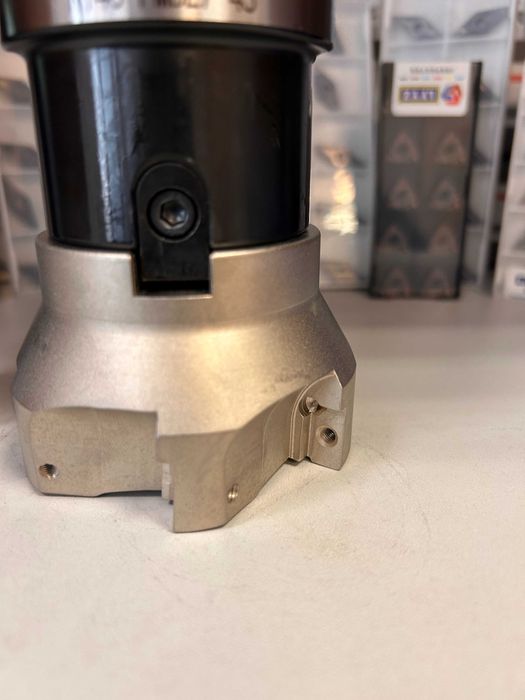 Głowica frezerska, frezowanie, BAP 400, APMT1604, Fi 80, 6T, NT40