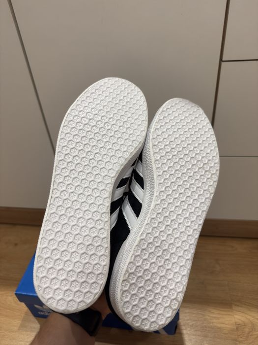 Buty Adidas Gazelle 42.5 sneakersy trampki NOWE czarne zamsz modne