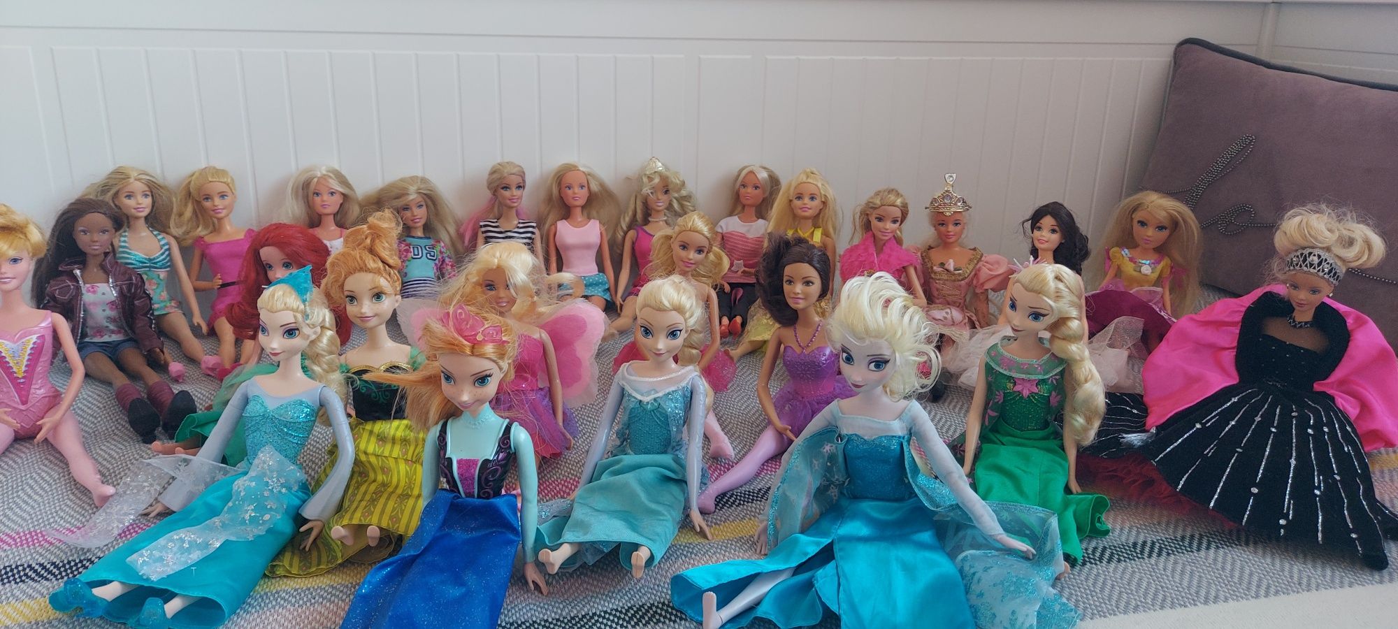 Barbie ELSA Anna akcesoria baletnice jak nowe świecą, Barbie Holiday