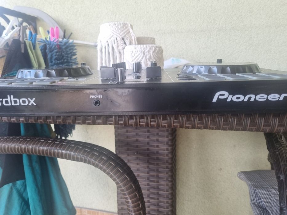 Konsola pioneer ddj rb