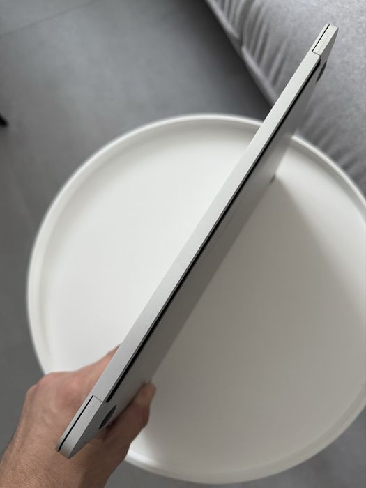 MacBook Pro 2019 13 i5 / 8GB /256 GB/ Touch Bar /92% АКБ